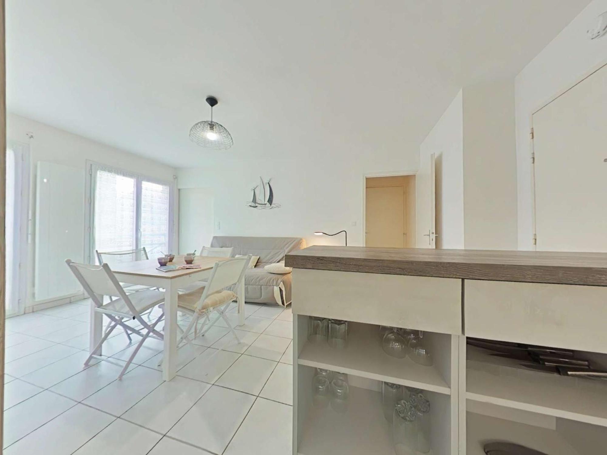 Appartement 2 Pieces Avec Parking Prive, Proche Plage Et Commerces, Saint-Gilles-Croix-De-Vie - Fr-1-224-783 Buitenkant foto