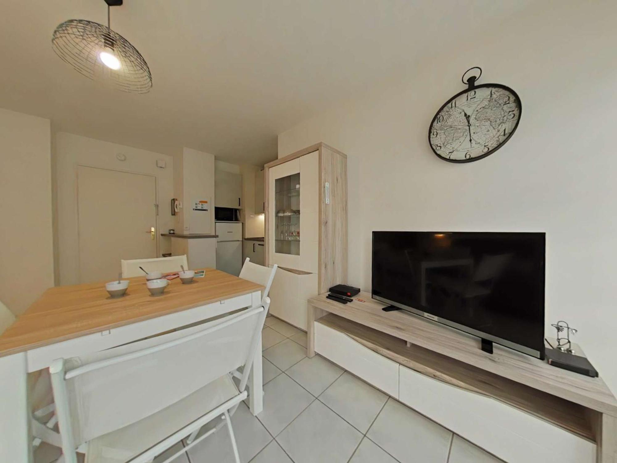 Appartement 2 Pieces Avec Parking Prive, Proche Plage Et Commerces, Saint-Gilles-Croix-De-Vie - Fr-1-224-783 Buitenkant foto