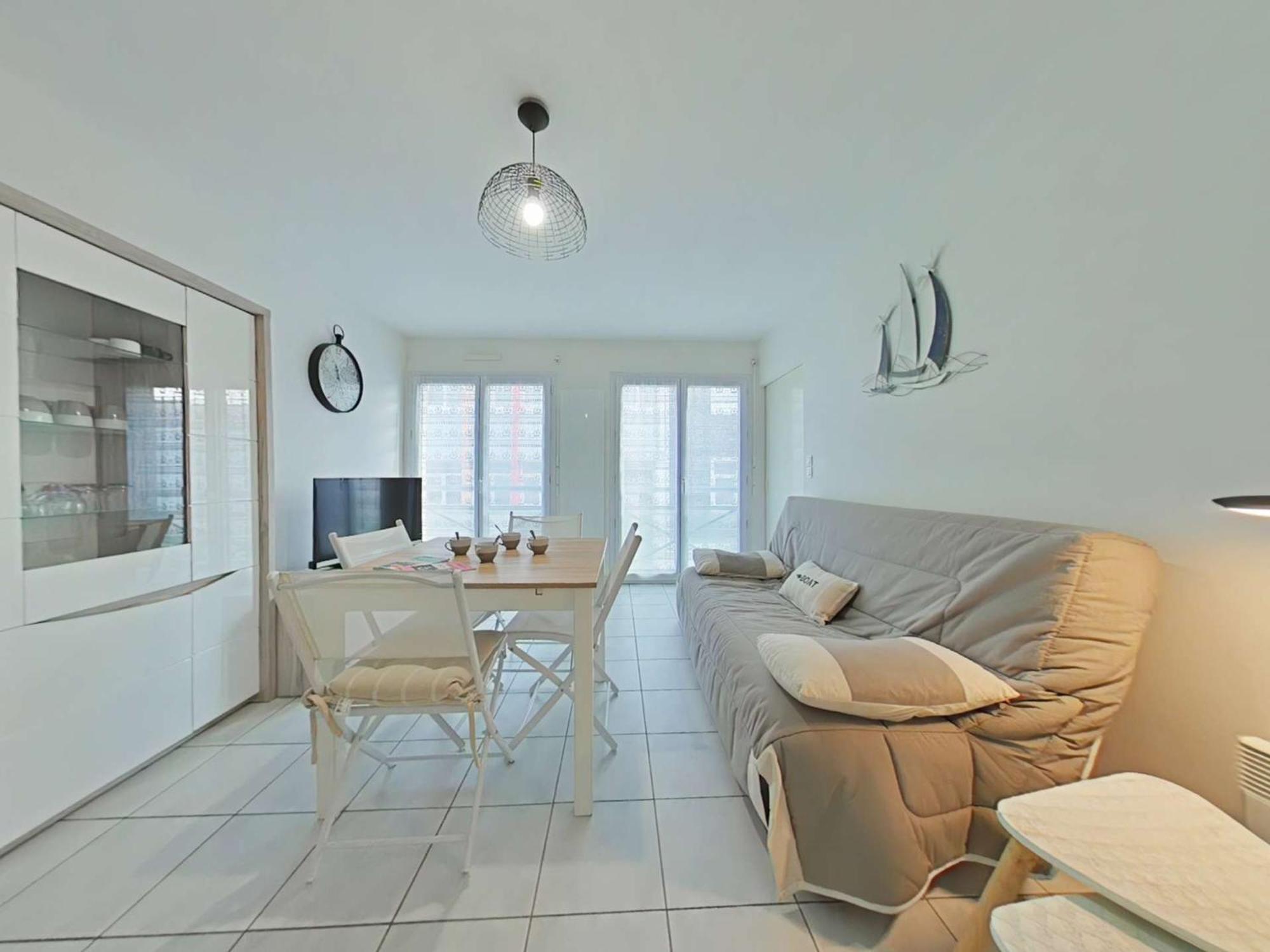 Appartement 2 Pieces Avec Parking Prive, Proche Plage Et Commerces, Saint-Gilles-Croix-De-Vie - Fr-1-224-783 Buitenkant foto